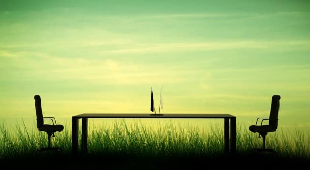 existência negociada